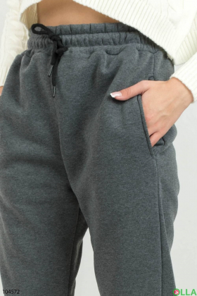Жіночі сірі спортивні штани на флісі