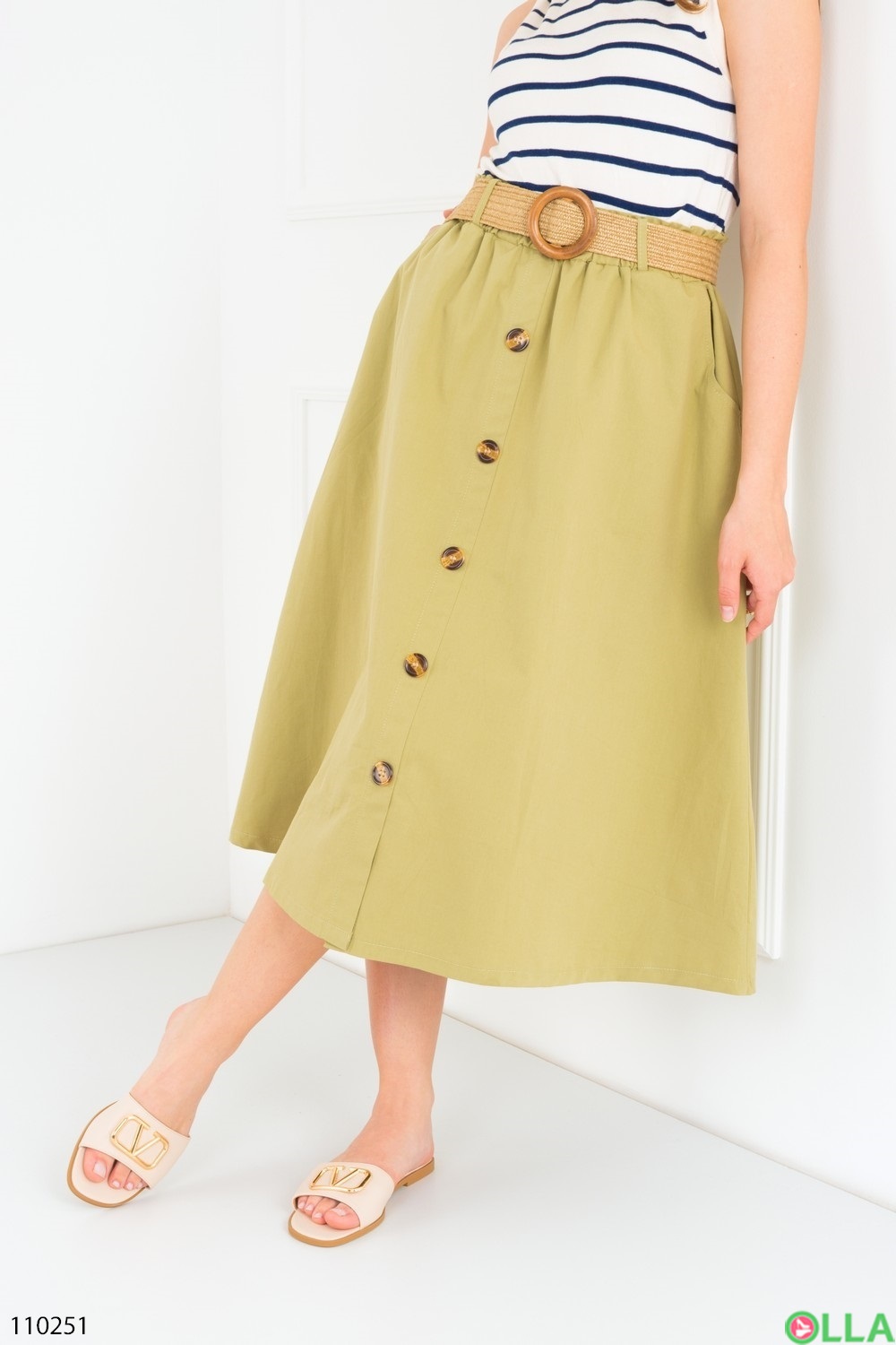 Женская зеленая юбка с поясом